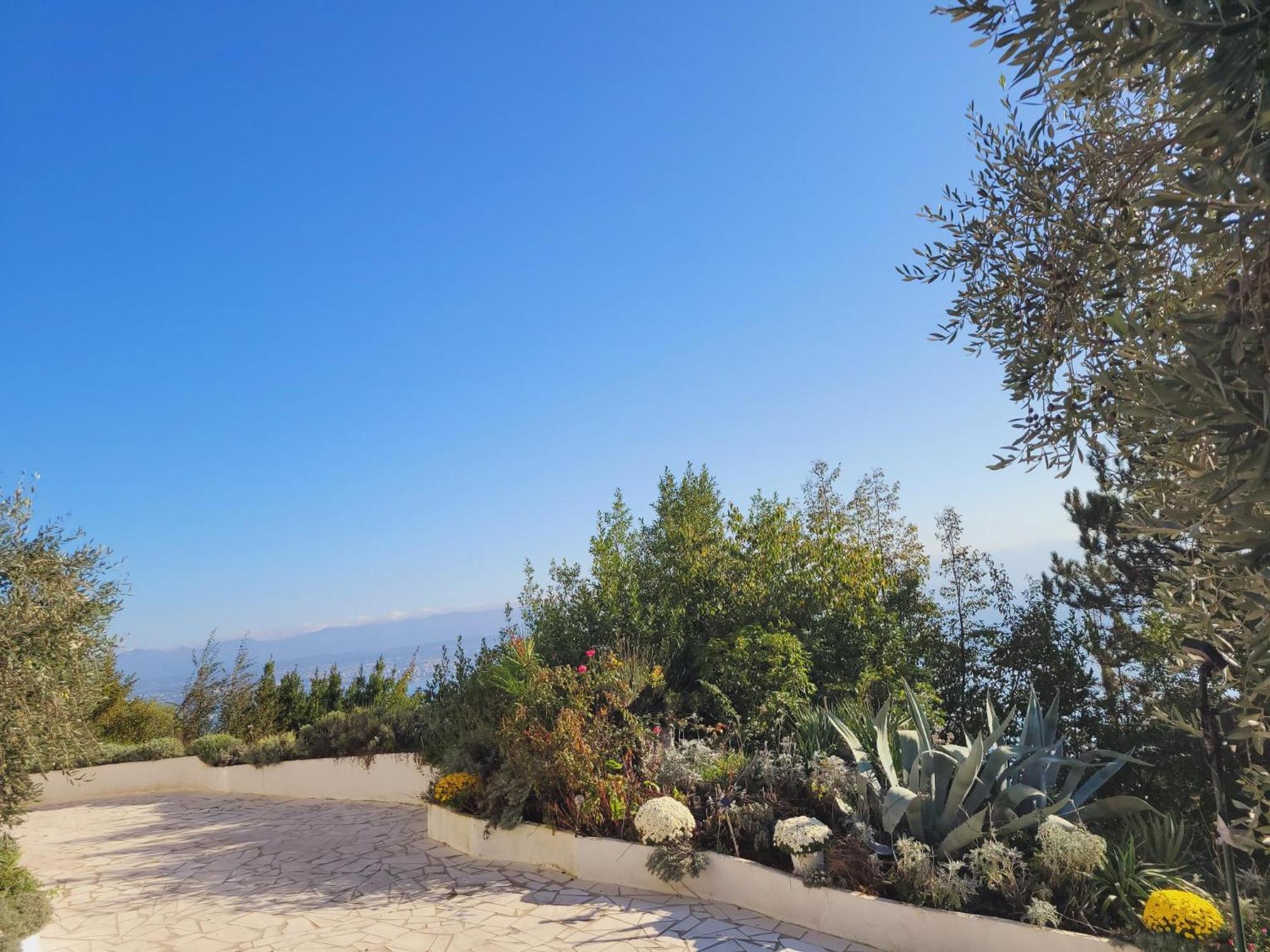 Apartments Chiara Mit Meerblick Und Pool Und Jacuzzi Lovran Exterior photo